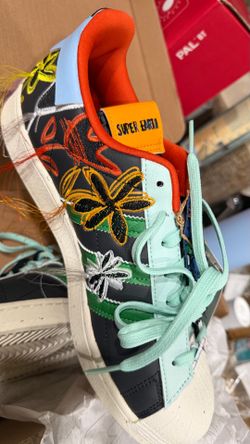 Adidas super Earth