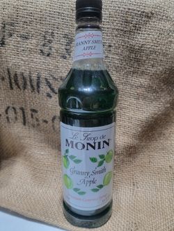 Monin Green Apple Syrup 33.8oz