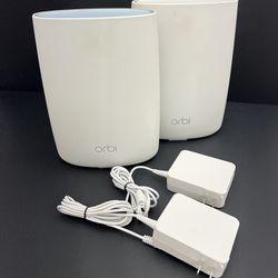 Orbi AC3000 Tri-band WiFi Router + Sattelite MESH SYSTEM