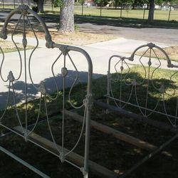victorian 1900s cast iron bed frame full size