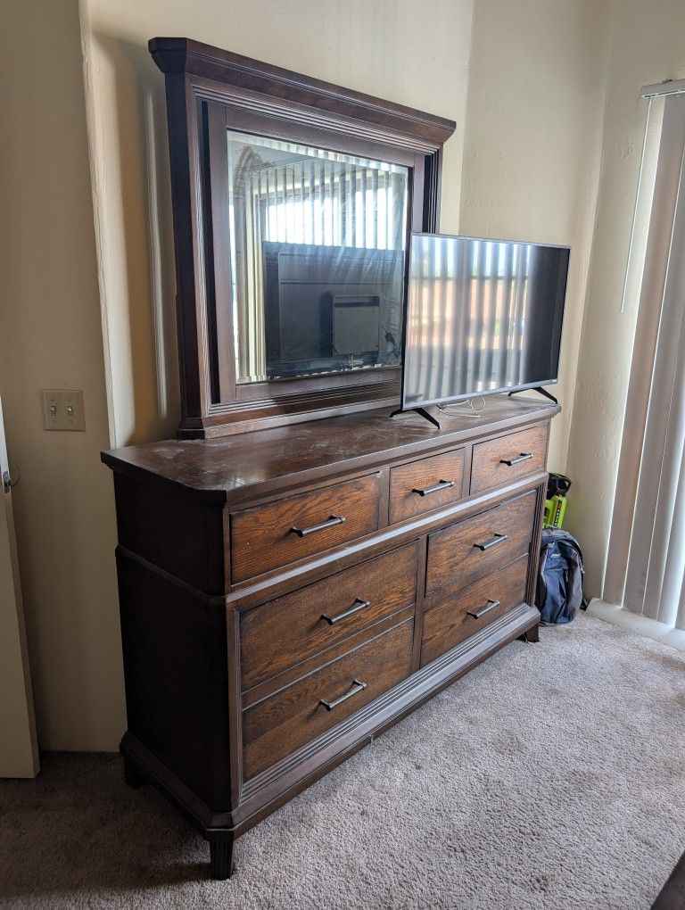Dresser With Attached Mirror