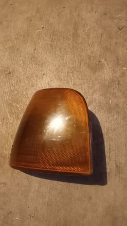 Left side .marker for peterbilt 377