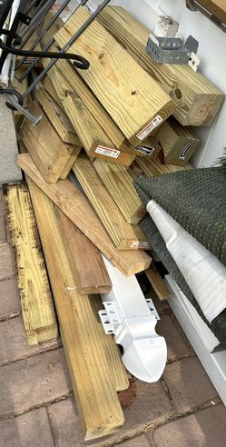 🔥🔥 All waterproof Wood . Yours For Only $$35. OBO!🔥🔥