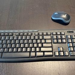 Logotech keyboard and mouse Wireless