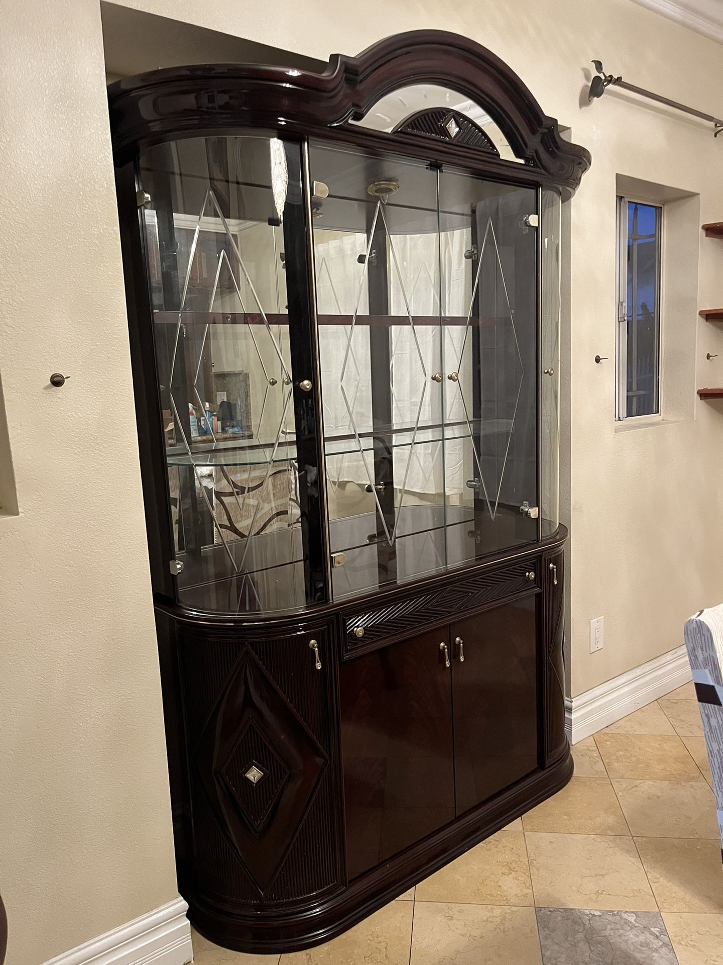 China Cabinet - Chinera