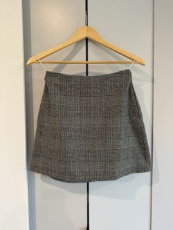 Aritzia Wilfred Classic Mini Skirt in Heather Charcoal, Size 2