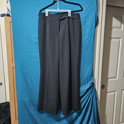 Jones New York Wide Leg  Dress Slacks Size 10