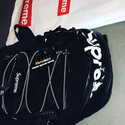 Lv Supreme Backpack for Sale in Carmel, IN - OfferUp