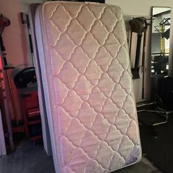 Free Twin Mattress And box Spring 