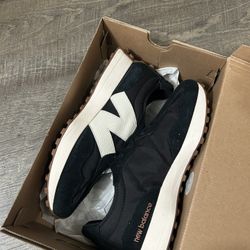 Women’s New Balance Shoes Size 11