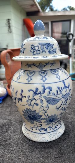 Blue and White Ceramic Ginger Jar with Lid
