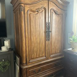 Armoire
