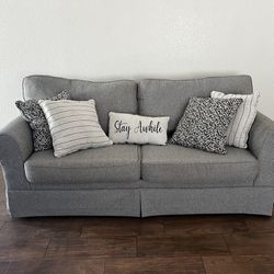Loveseat Queen Pullout Couch