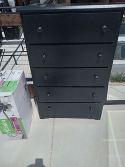Dresser drawer