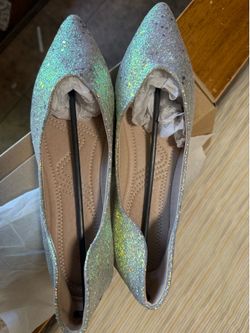 Shoes size 40=9.5 in women’s
