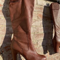 9.5 NEW Kenneth Cole Brown Leather Tall Fashion Boot Covered Heel