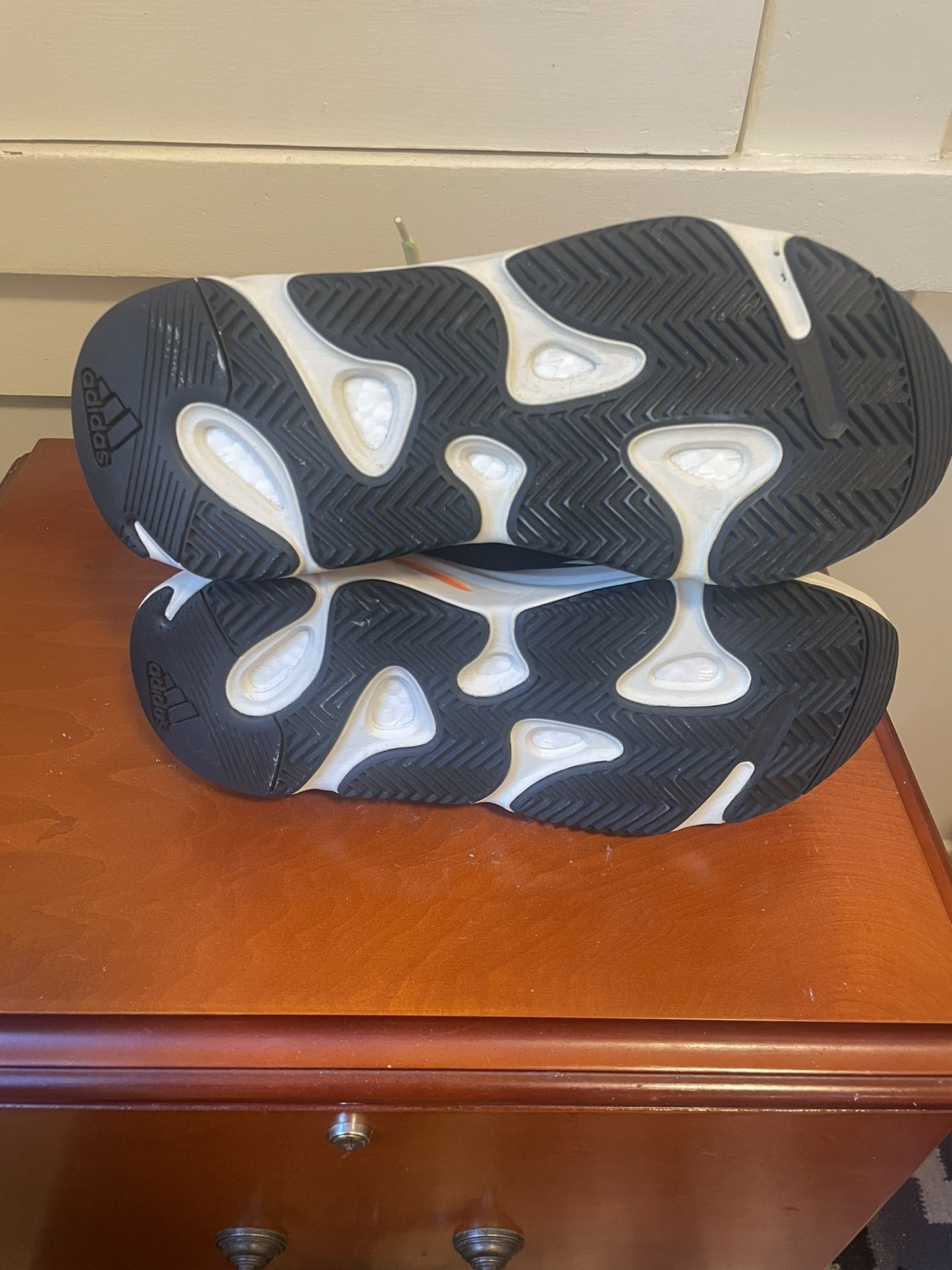 Yeezy 700 Wave runner … Size 10