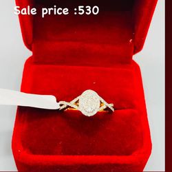 10KT Gold With Diamond Ring 