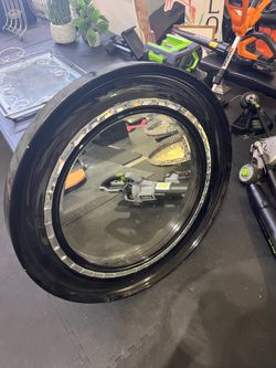 Circular mirror