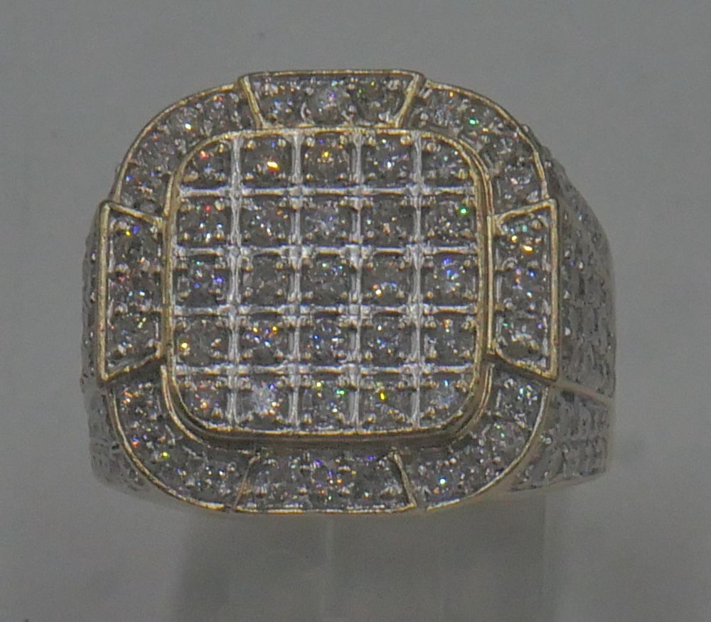 10KT YELLOW GOLD RING SIZE 11.5 14.5 GRAMS 4.25-4.5 CARAT OF DIAMONDS. 887078-1.