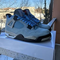 UNC Jordan 4s Size 10