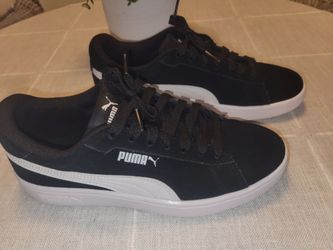 Women's Adidas size 6