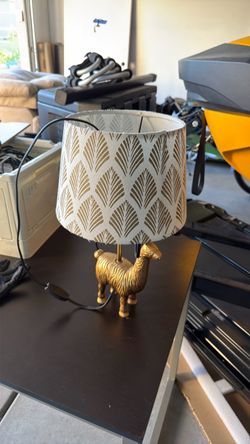 Llama Lamp