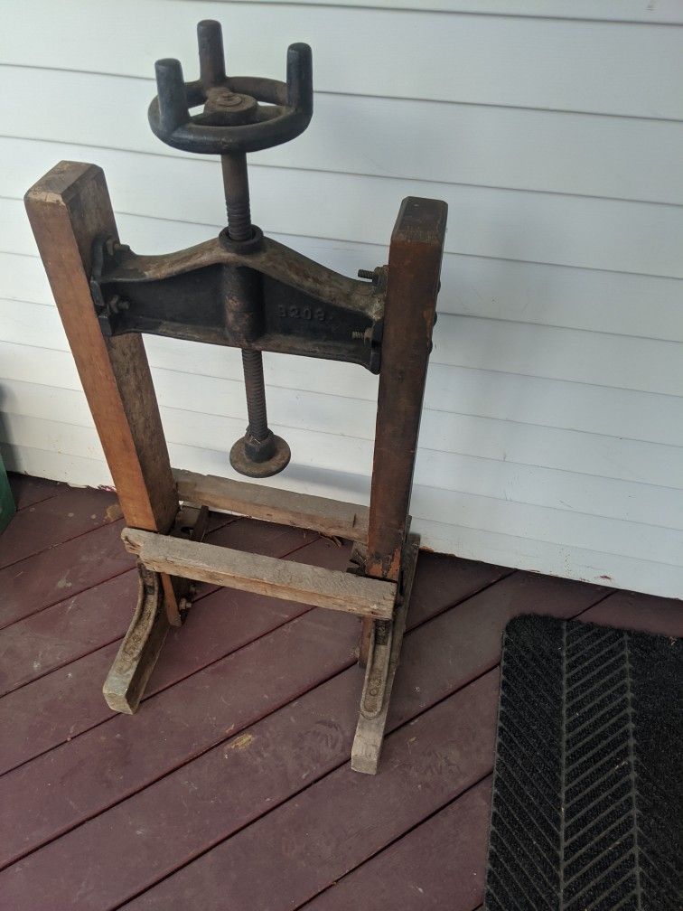 Vintage Apple Press