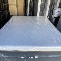 Queen Size Mattress Néctar Memory Foam 14”