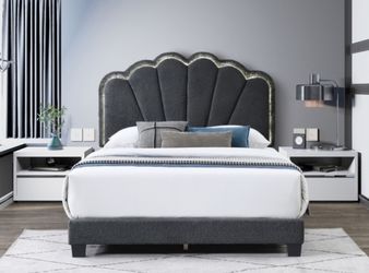 Queen Bed With Mattress//Financing Available 