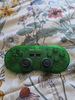 8BitDo SN30 Pro Bluetooth Gamepad