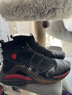 Champion Man Shoes Size 10.5