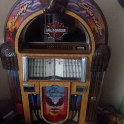 Limited Edition Harley Davidson Jukebox