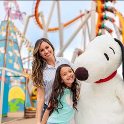 KNOTT'S BERRY FARM 1 E-TICKET AVAILABLE GOOD FOR 1 DAY OF GENERAL ADMISSION TO THE PARK  $50.00 