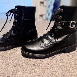 Guess Boot Used 
