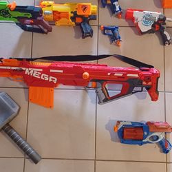 NERF GUNS AND BUZZ BEE TOYS LOT