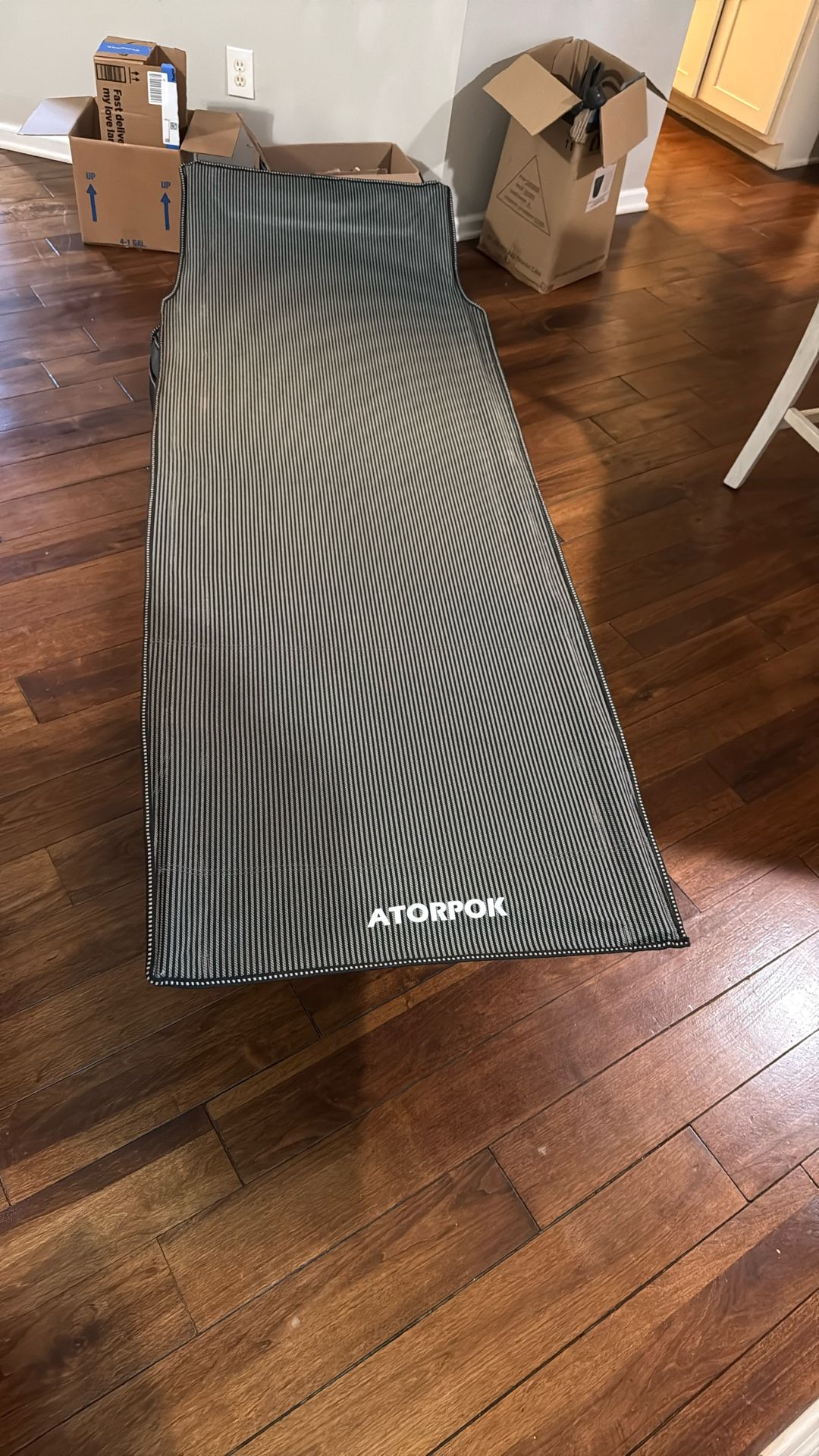Atorpok Cot