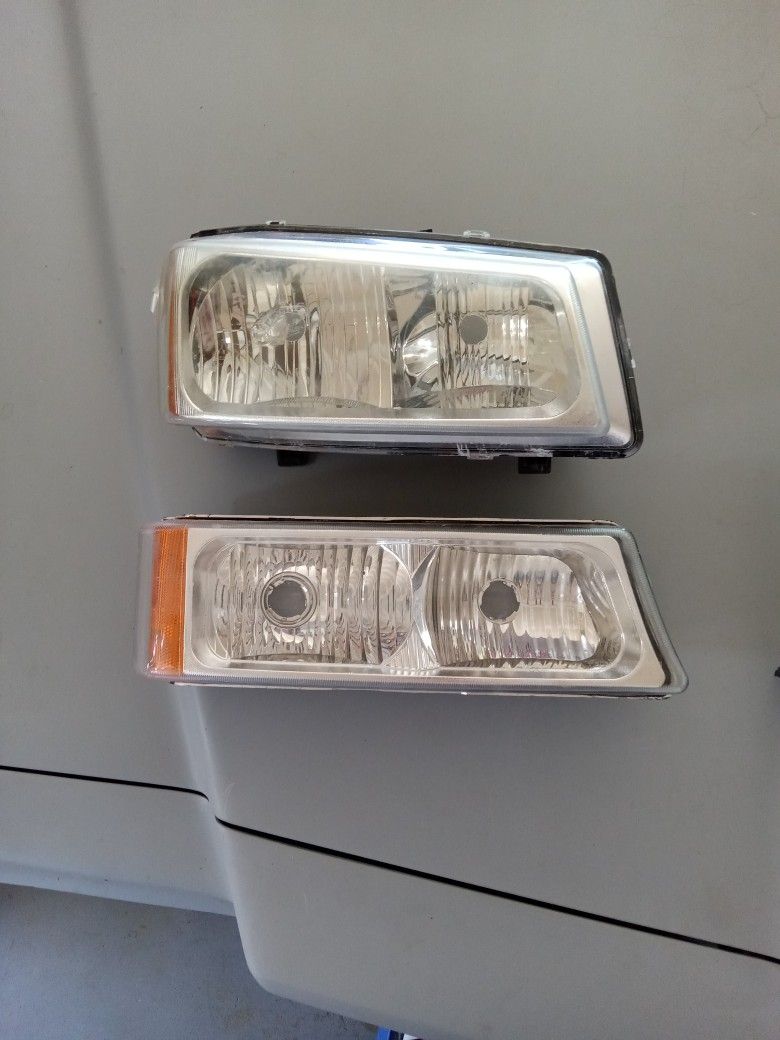 2006 Silverado headlights