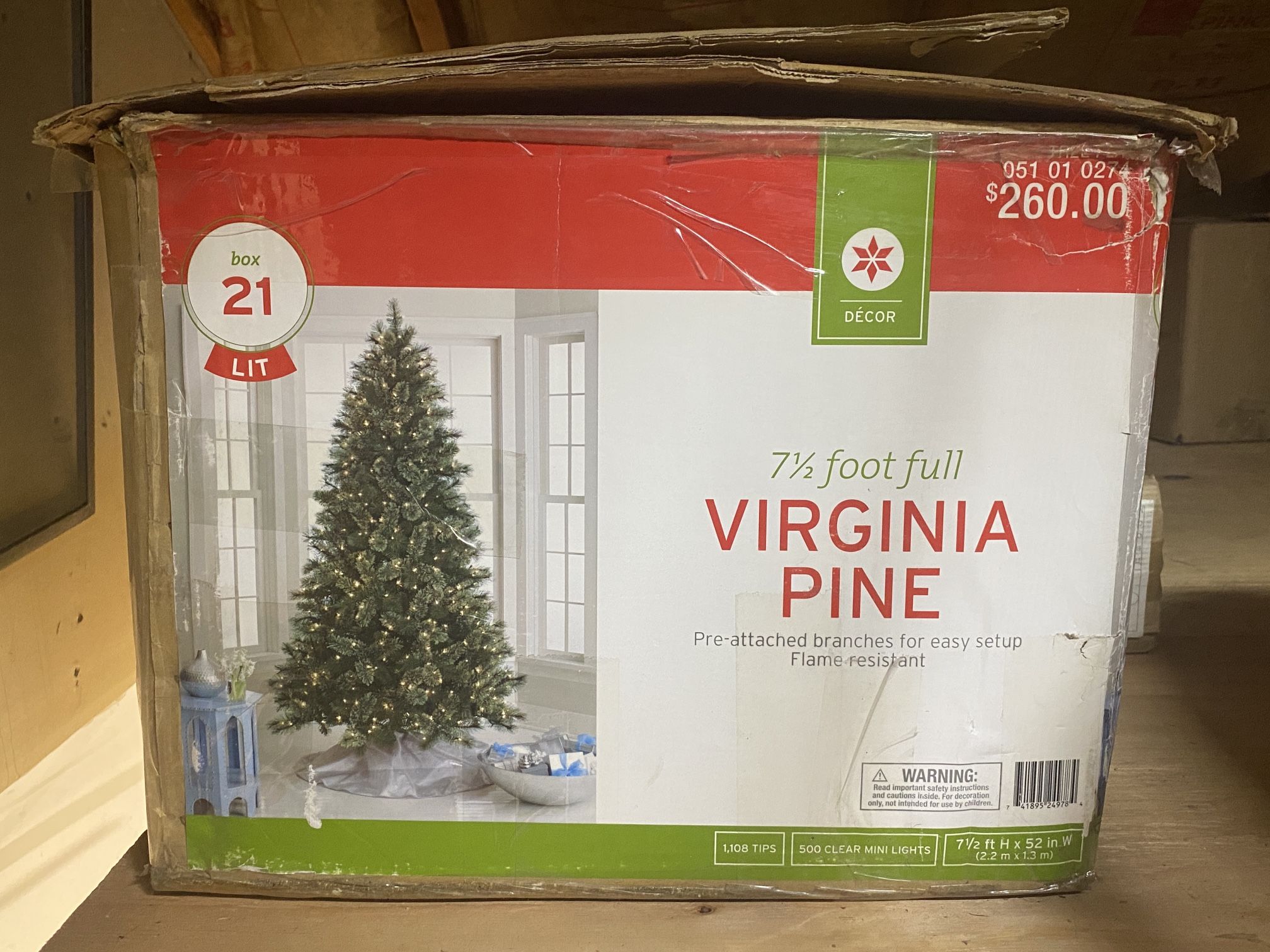 Christmas Tree 7.5 Foot Virginia Pine Pre lit
