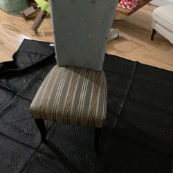 Stylish Dining Chair — Wooden Frame with Upholstered Seat