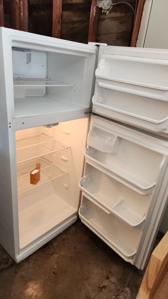 Working Refrigerator 