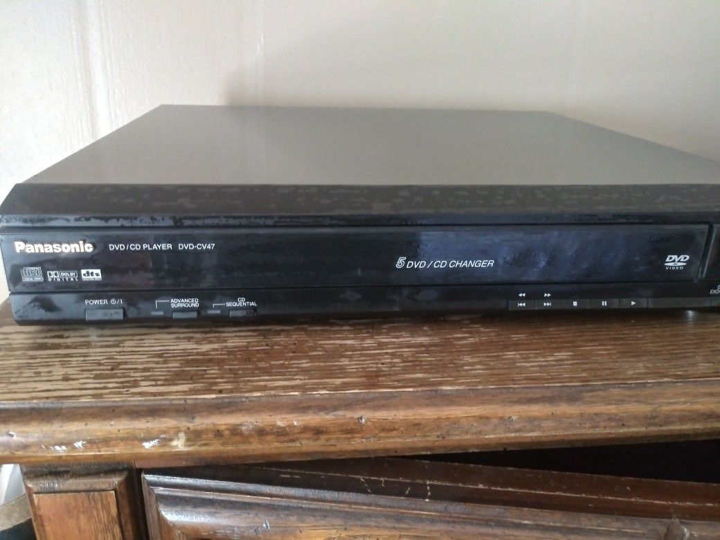 Used Panasonic 5 DVD/CD changer