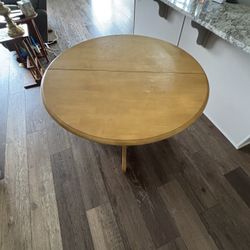 Kitchen Table And Chairs 
