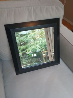 Square mirror