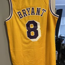 LA Lakers Kobe Bryant Yellow #8 S M L XL XXL