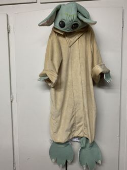 Grogu (“Baby Yoda”) Costume