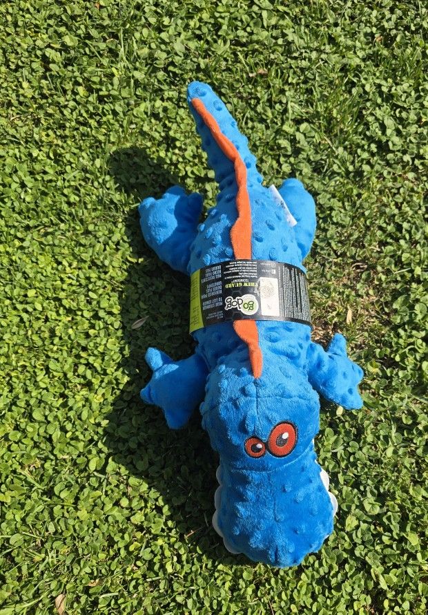 Squeaky Plush Dog Toy with Chew Guard Extra Large, 21", Gator (Blue)