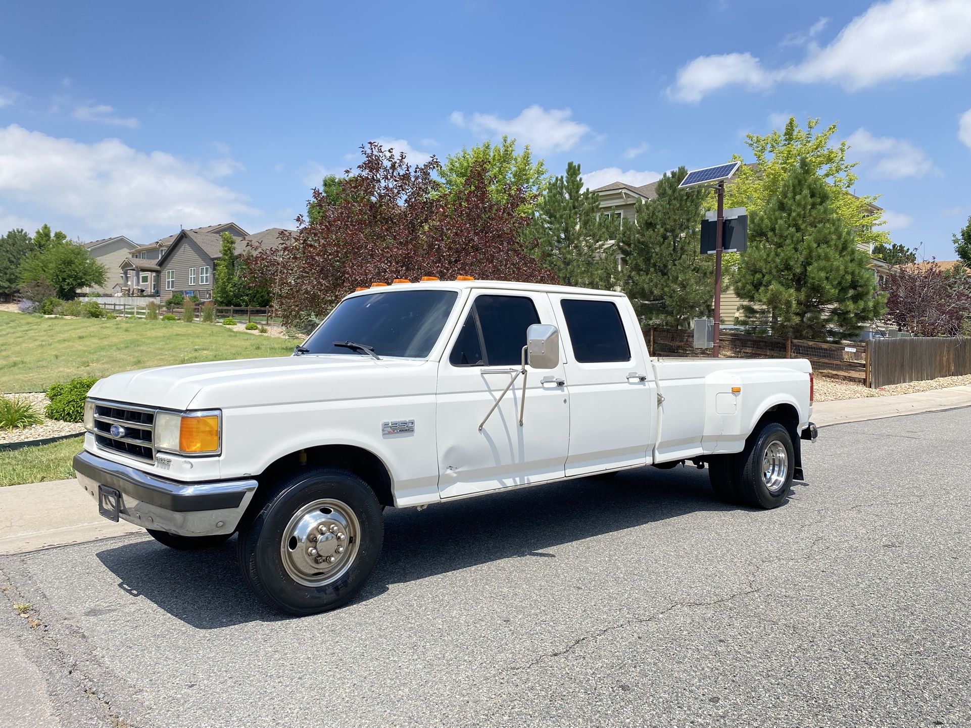 1991 Ford-F350-XLT-Lariat-Diesel
