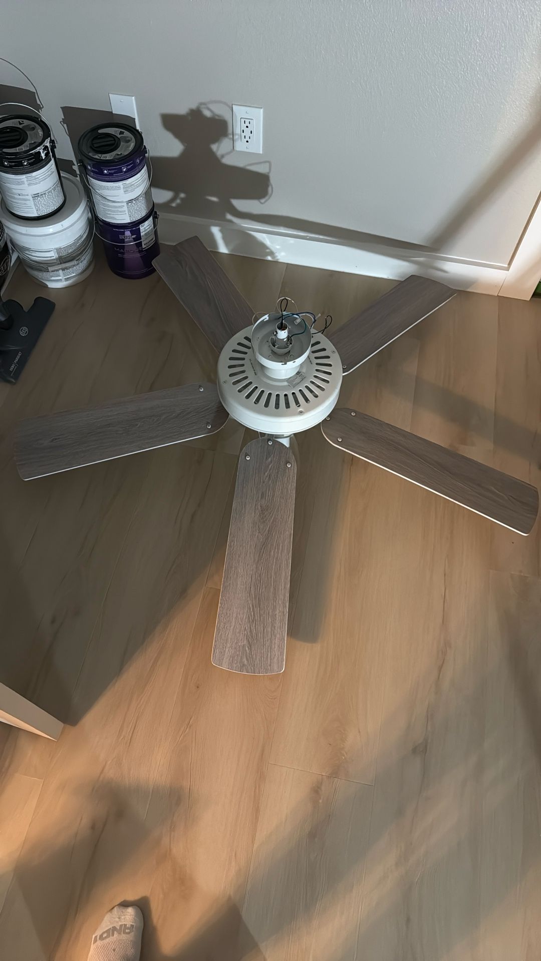 Light Fixture With Fan