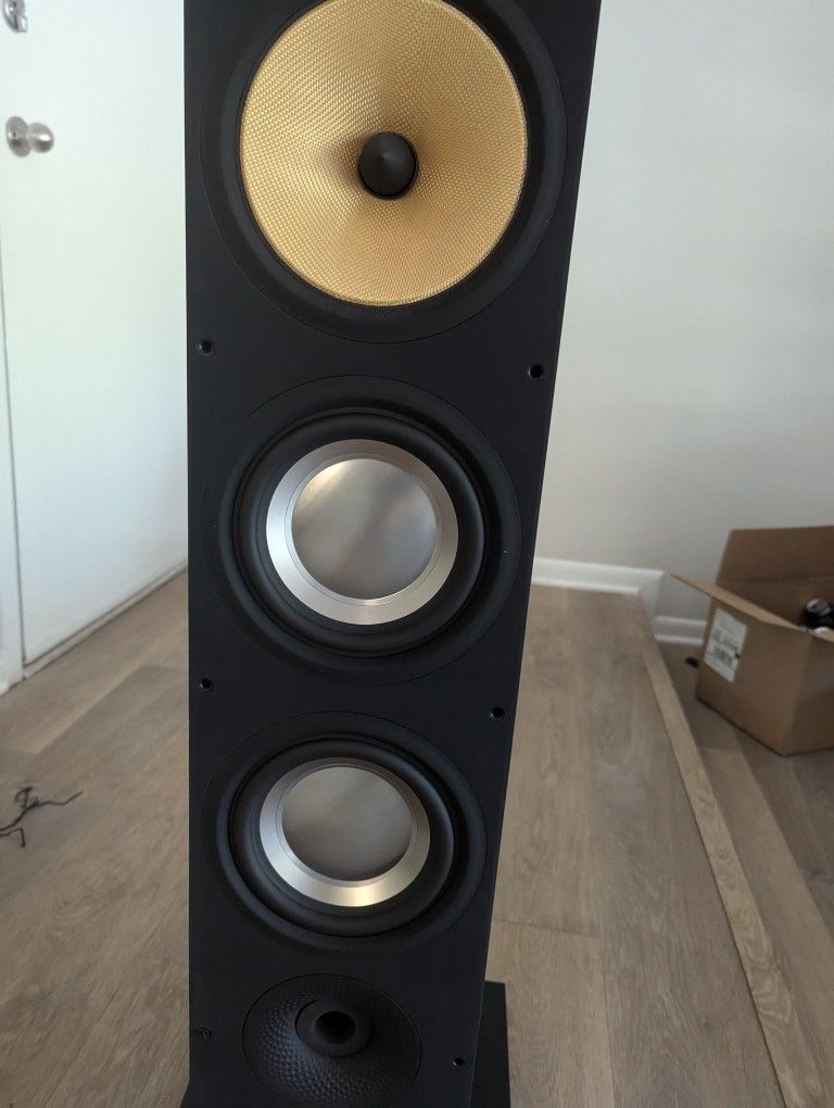 B&W Loudspeakers Set Of 2 Bowers And Wilkins 